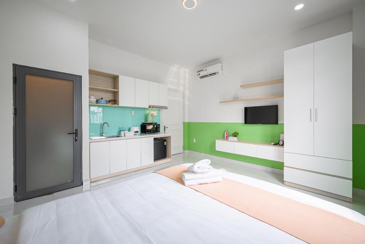 Cozrum Homes - Coraline House Хошимин Экстерьер фото